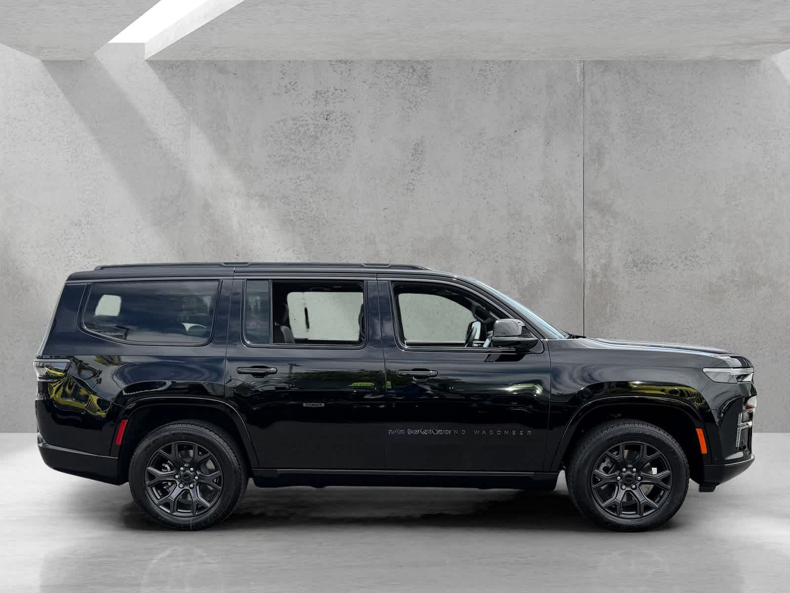Thumbnail: 2026 Jeep Grand Wagoneer - 6