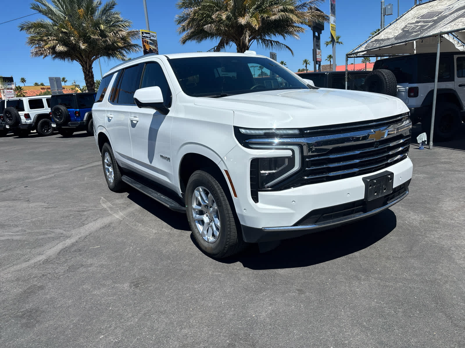 Thumbnail: 2025 Chevrolet Tahoe - 3