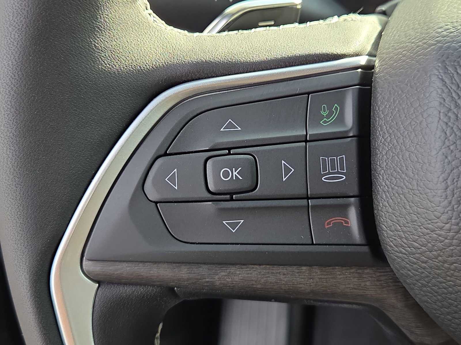 Thumbnail: 2025 Jeep Grand Cherokee L - 25