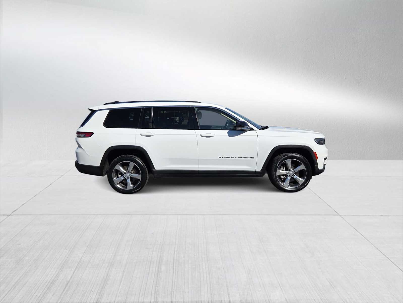 Thumbnail: 2021 Jeep Grand Cherokee L - 9