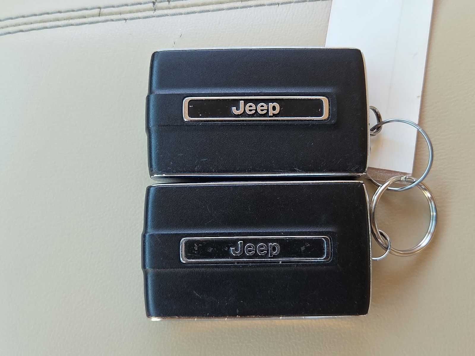 Thumbnail: 2021 Jeep Grand Cherokee L - 36
