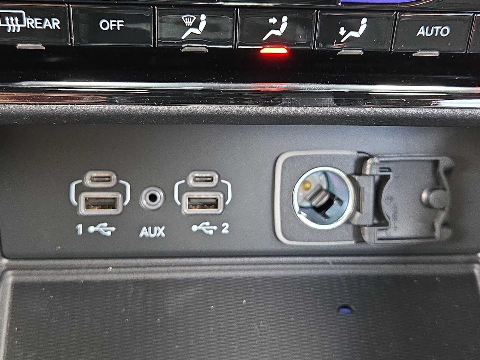 Thumbnail: 2025 Jeep Grand Cherokee - 31