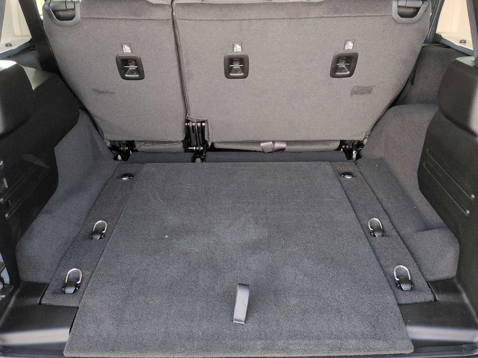 Thumbnail: 2026 Jeep Wrangler - 33