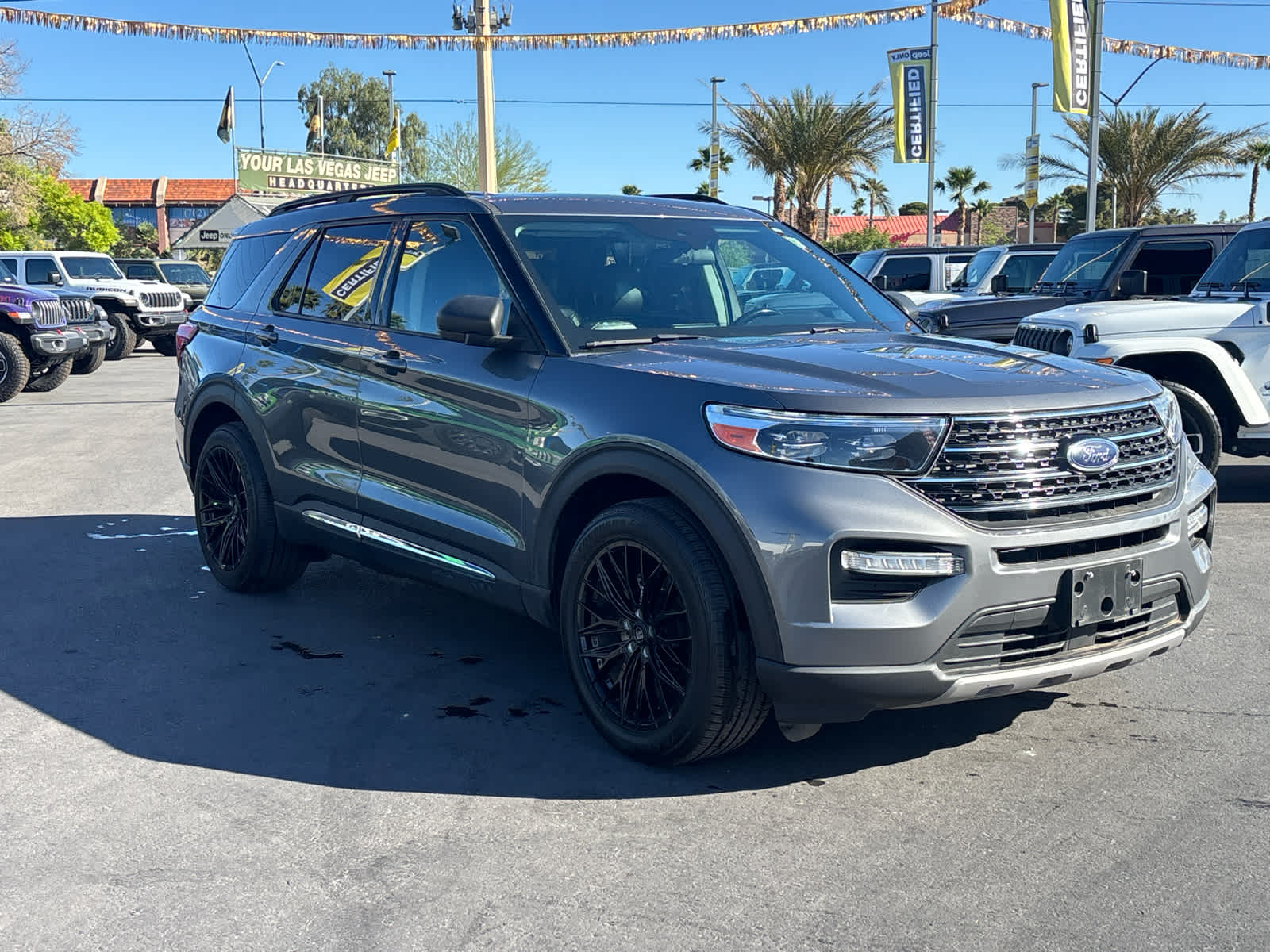 Thumbnail: 2021 Ford Explorer - 10