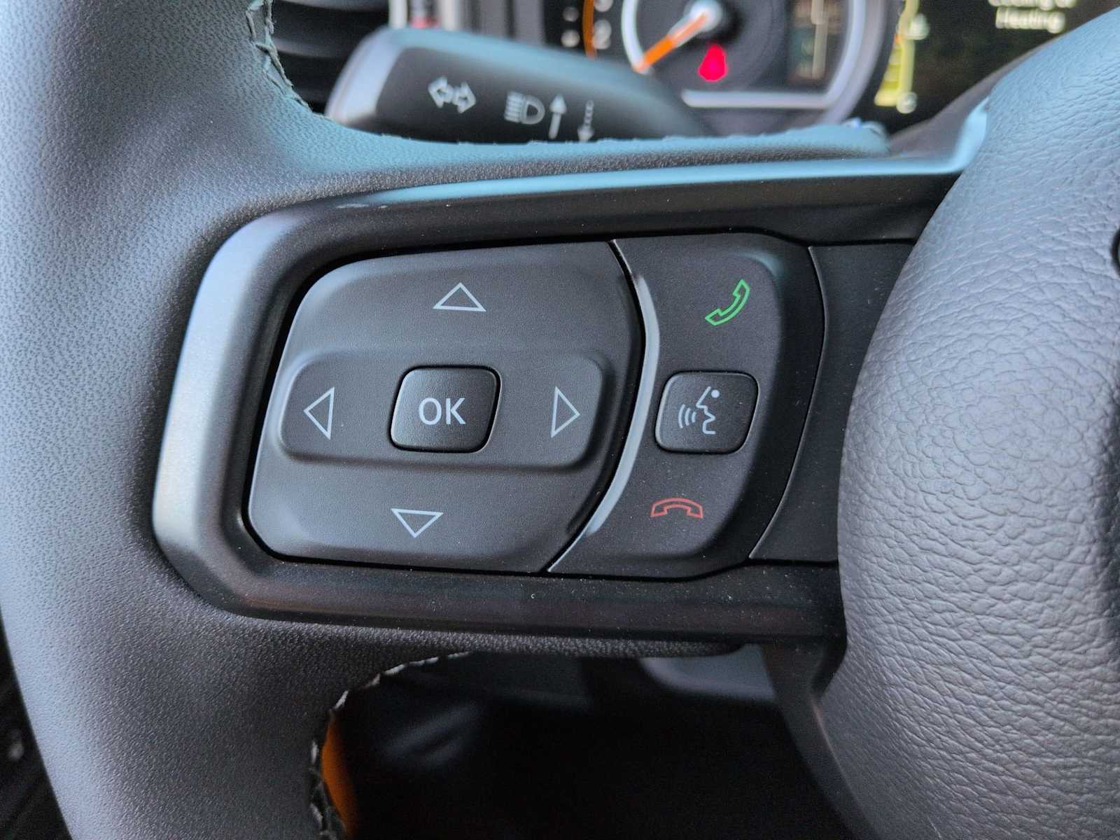 Thumbnail: 2025 Jeep Gladiator - 24