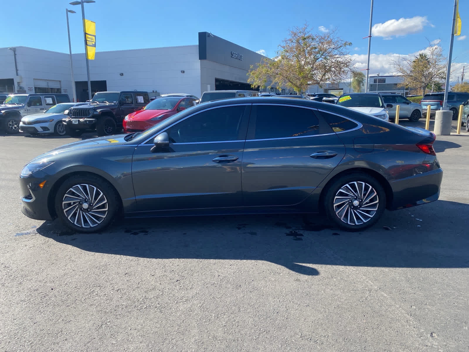 Thumbnail: 2023 Hyundai Sonata - 8