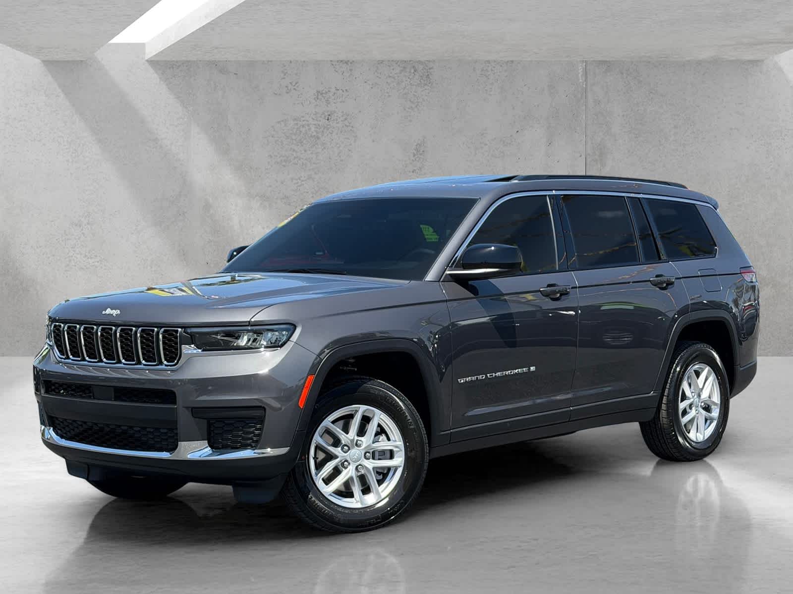 2026 Jeep Grand Cherokee L Laredo X 4x4's photo