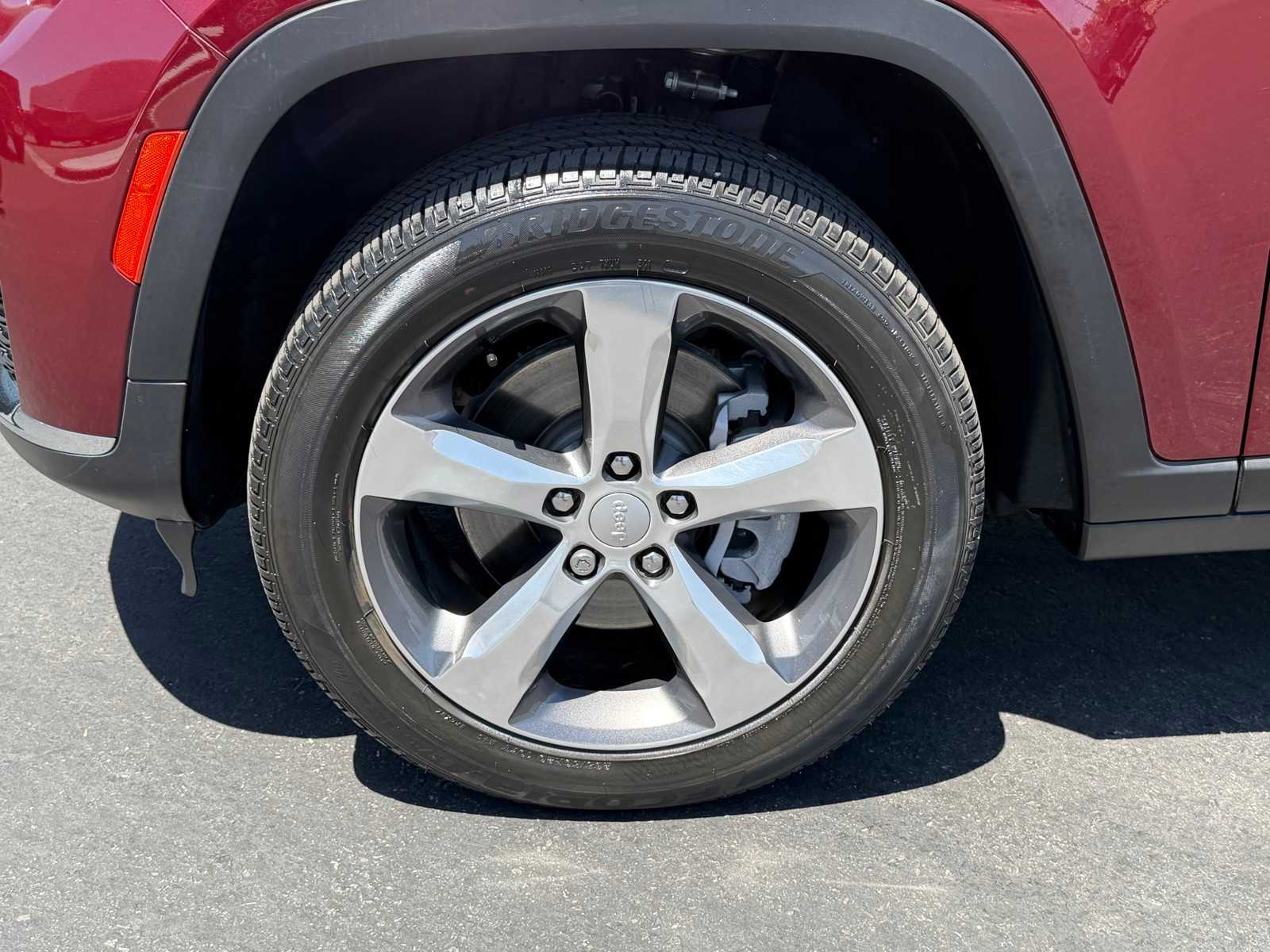 Thumbnail: 2021 Jeep Grand Cherokee L - 32
