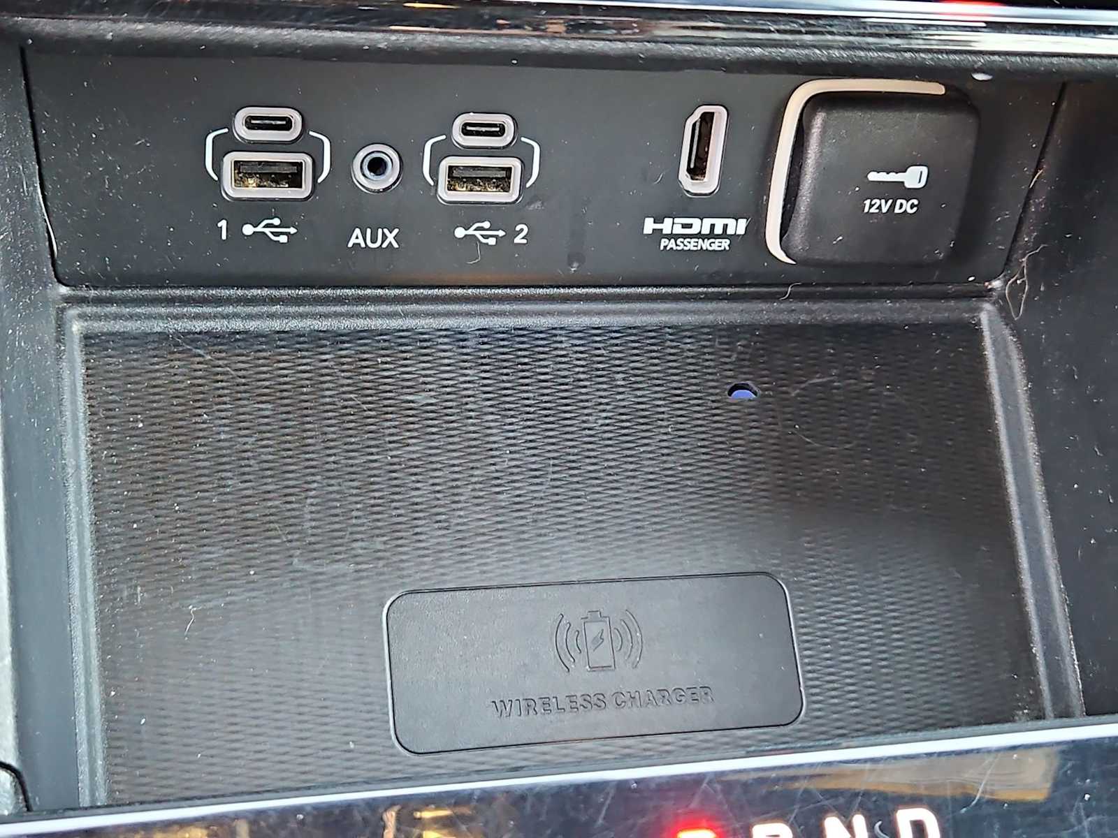 Thumbnail: 2022 Jeep Grand Cherokee - 32