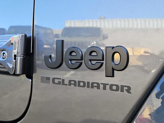 Thumbnail: 2026 Jeep Gladiator - 12