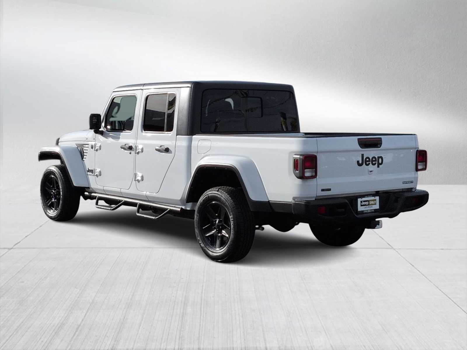 Thumbnail: 2021 Jeep Gladiator - 6
