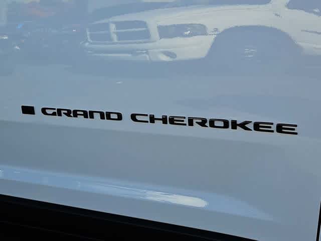 Thumbnail: 2026 Jeep Grand Cherokee - 12