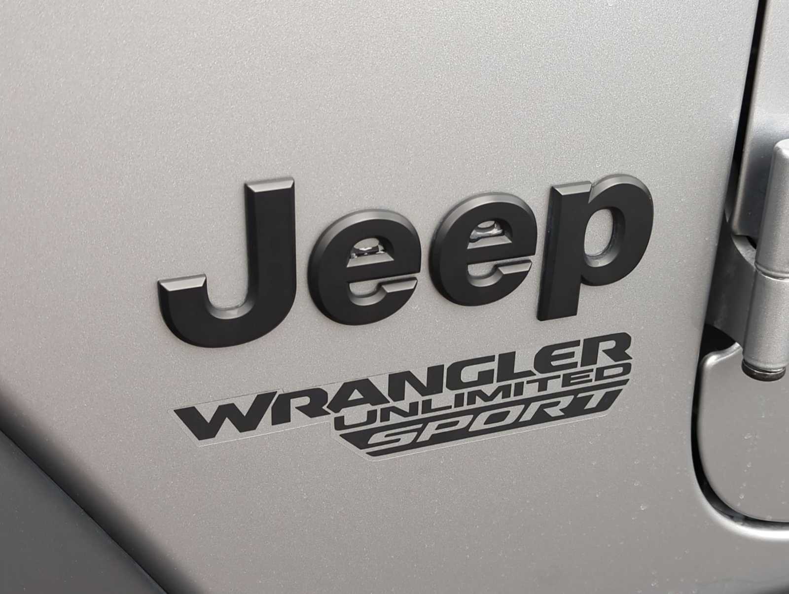 Thumbnail: 2021 Jeep Wrangler - 11