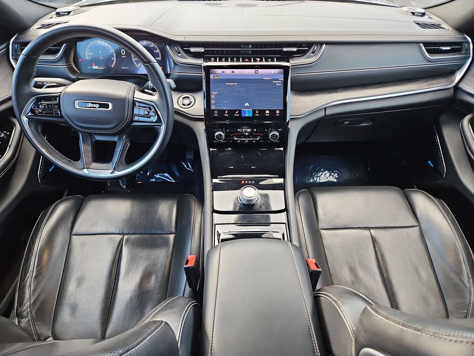 Thumbnail: 2022 Jeep Grand Cherokee L - 16