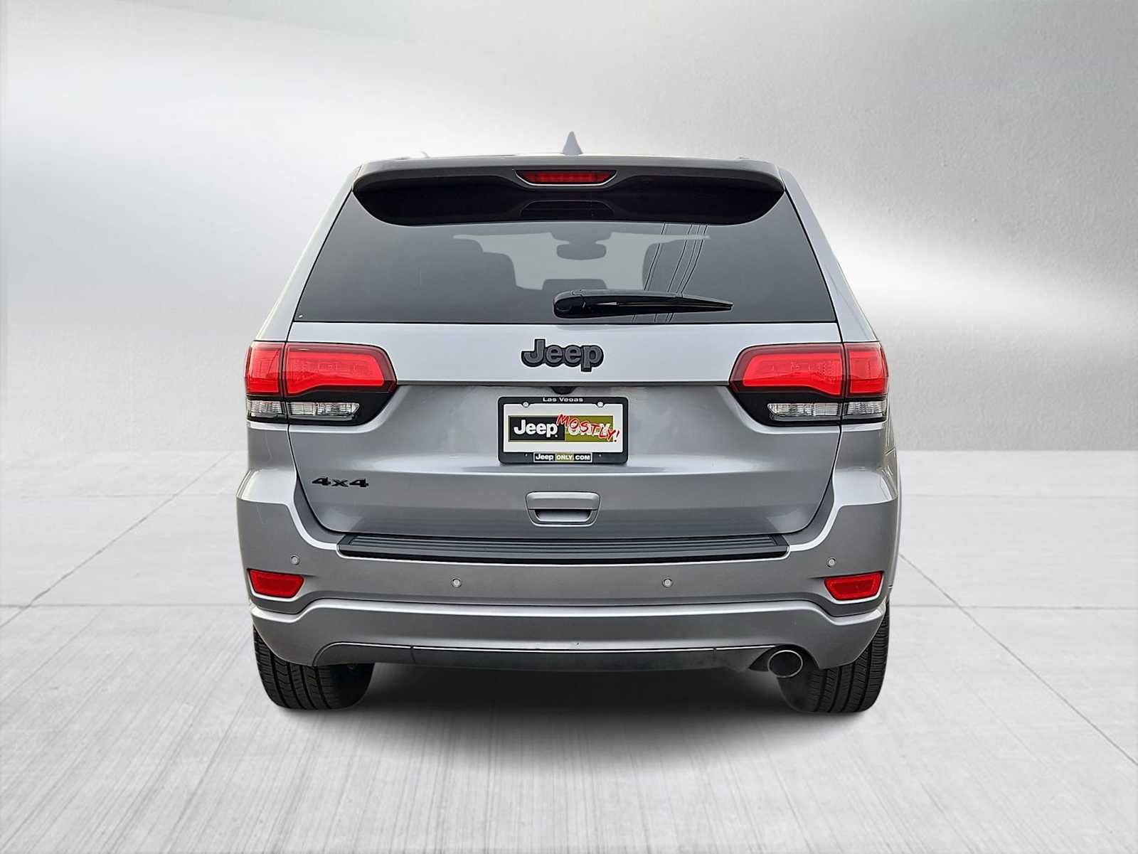 Thumbnail: 2019 Jeep Grand Cherokee - 7