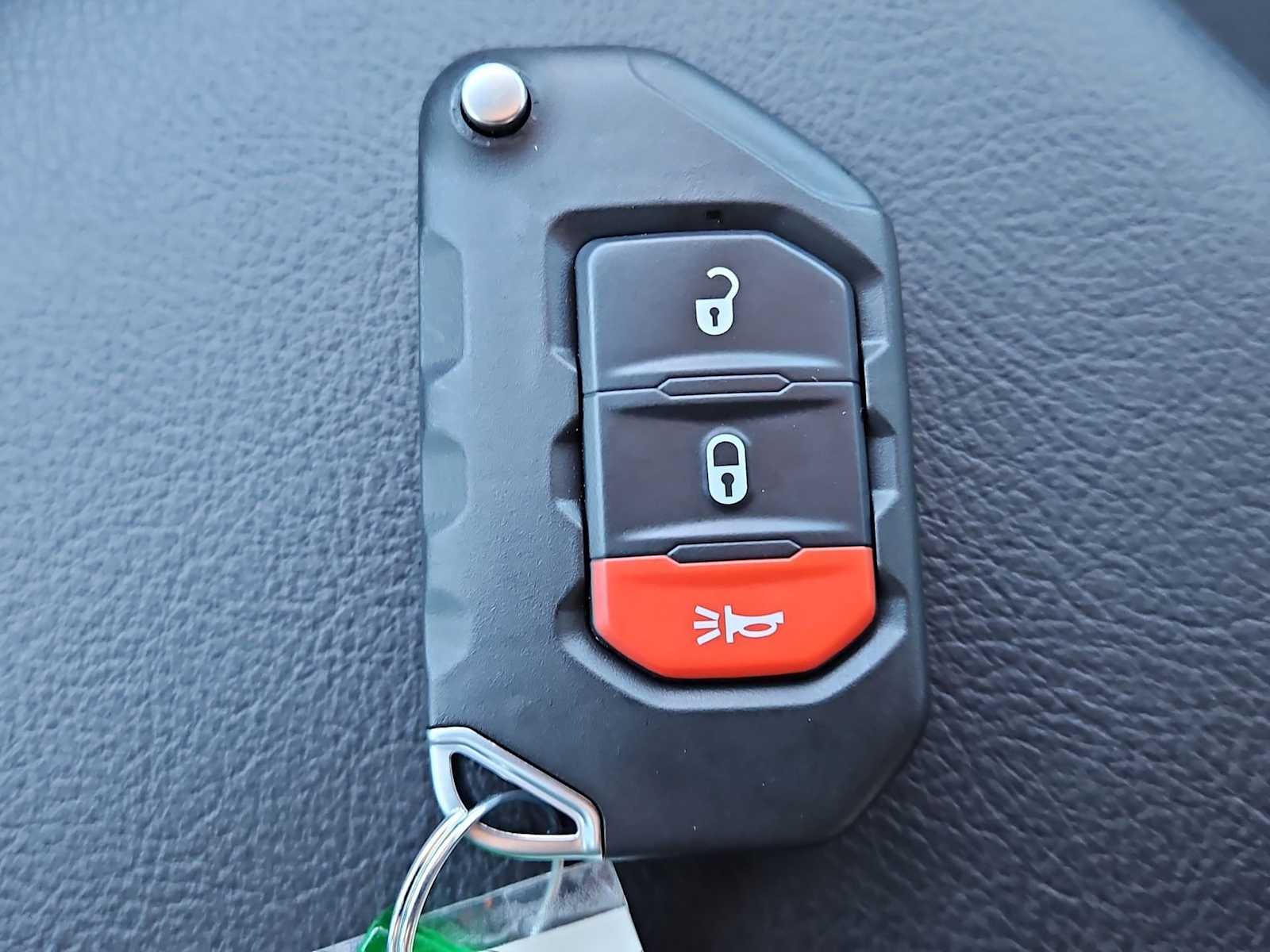 Thumbnail: 2025 Jeep Wrangler - 33