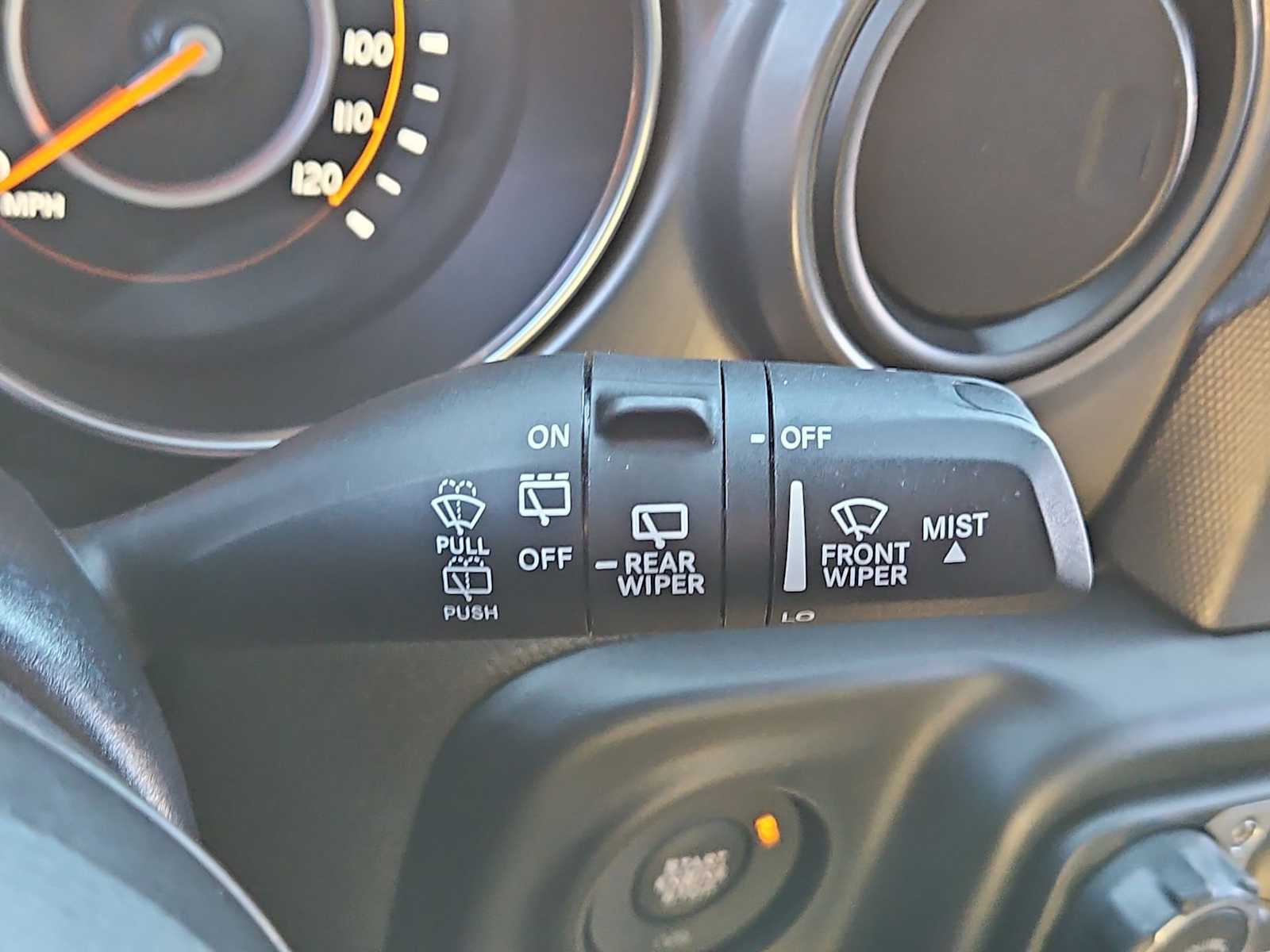 Thumbnail: 2022 Jeep Wrangler - 23