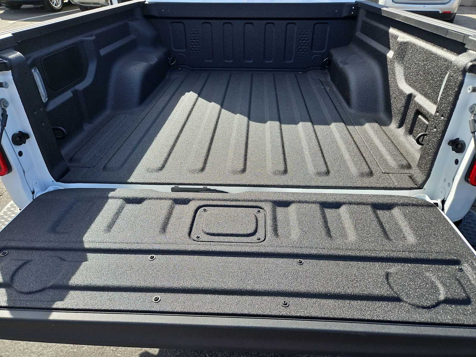 Thumbnail: 2026 Jeep Gladiator - 31