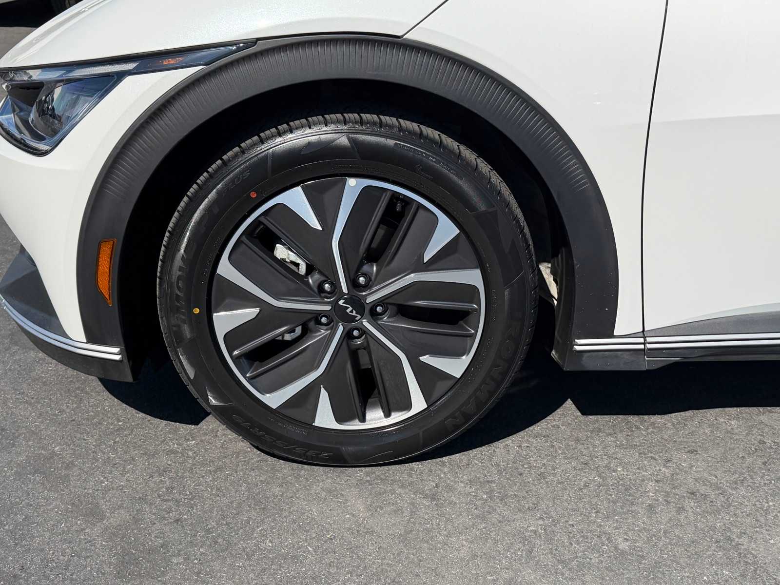 Thumbnail: 2024 Kia EV6 - 30