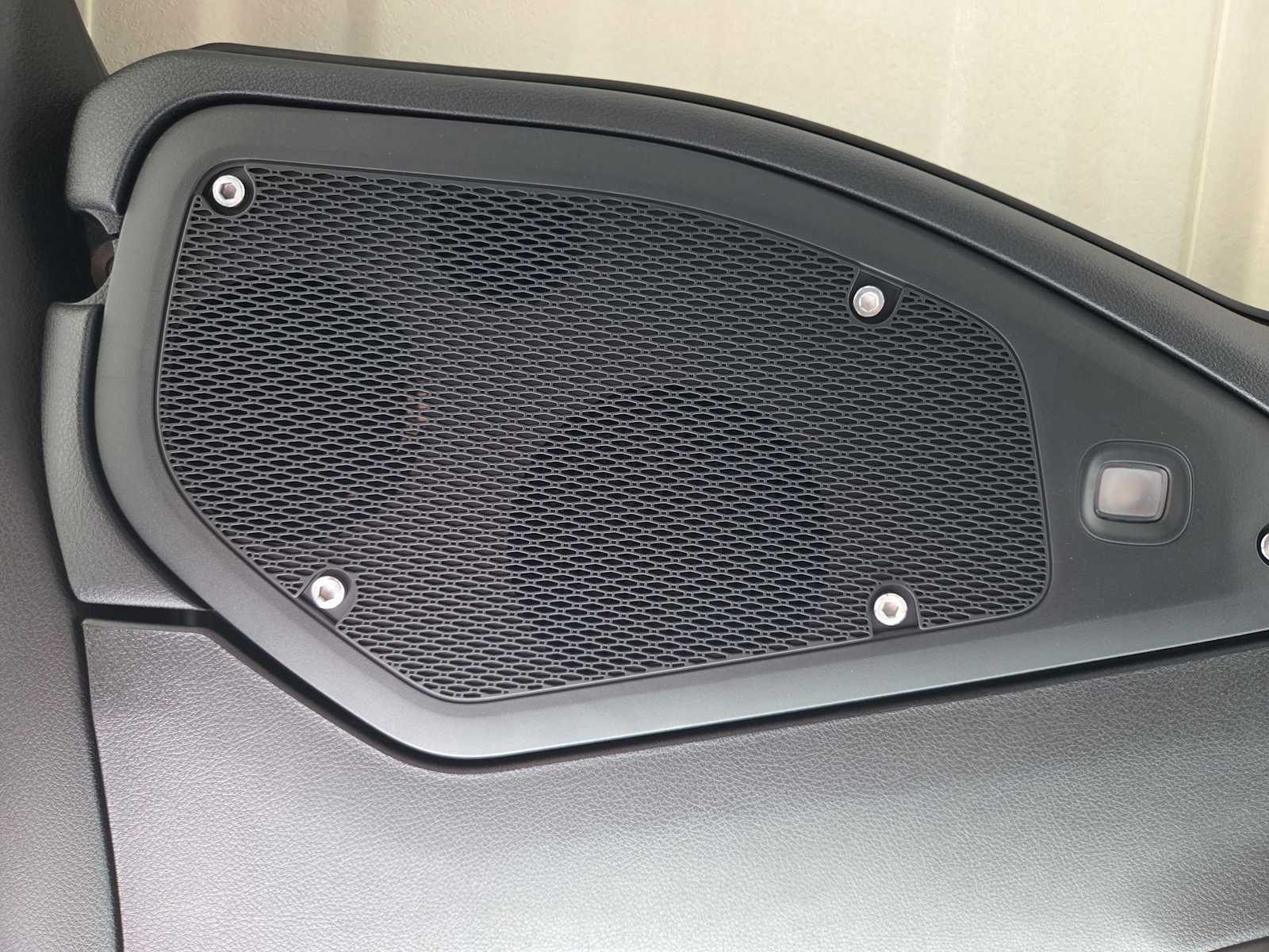 Thumbnail: 2025 Jeep Wrangler - 31