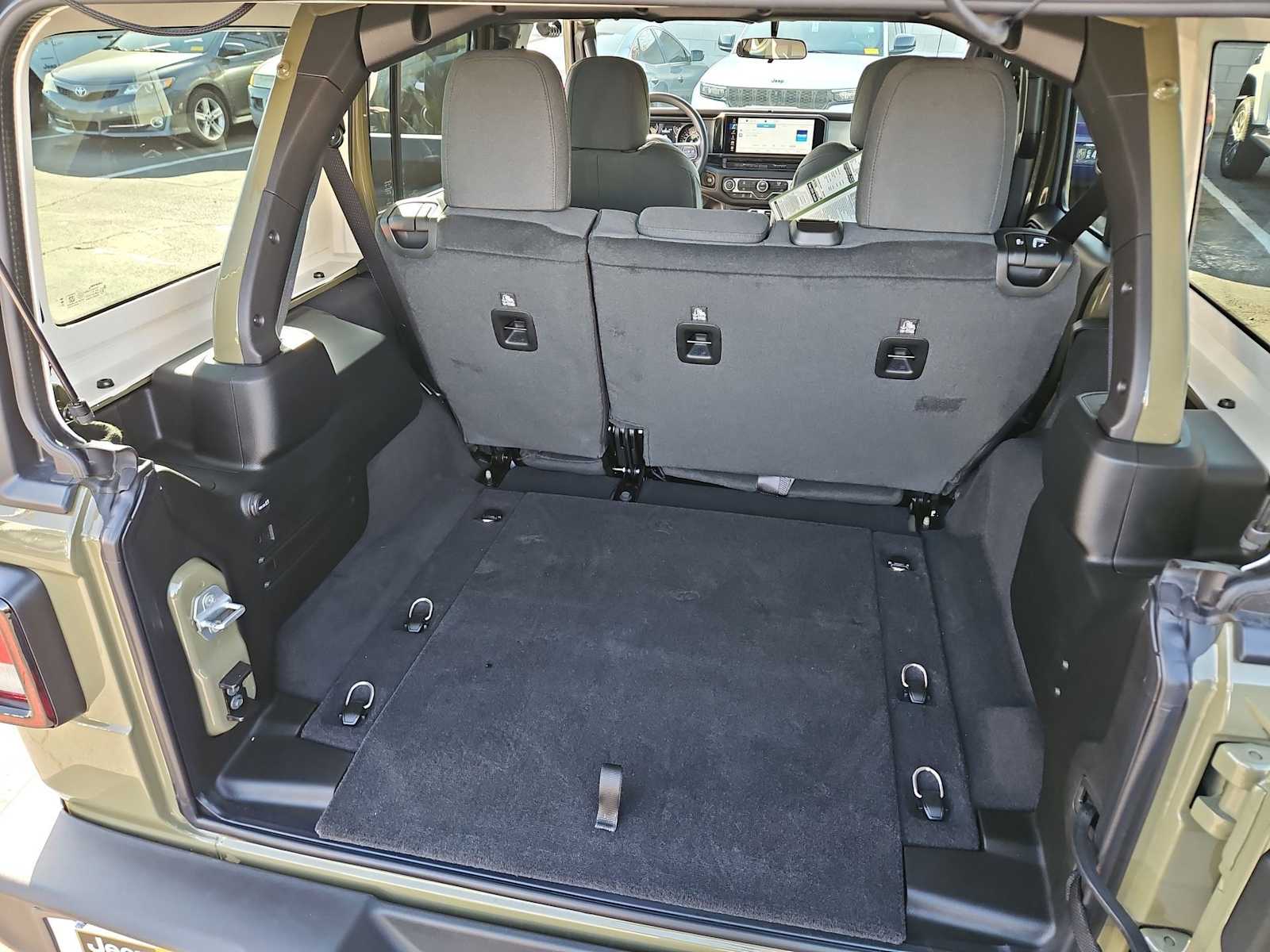 Thumbnail: 2026 Jeep Wrangler - 31