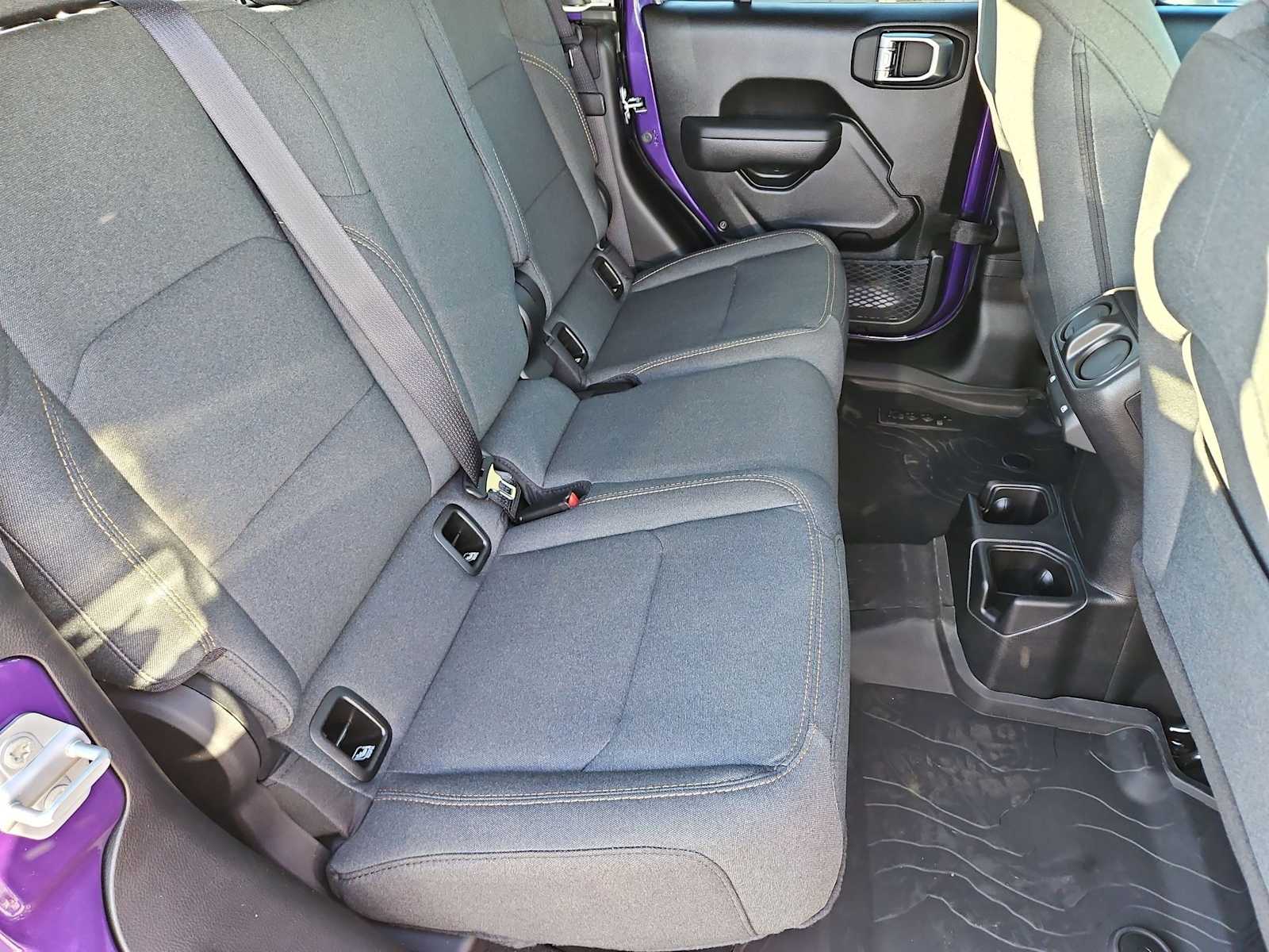 Thumbnail: 2026 Jeep Gladiator - 19