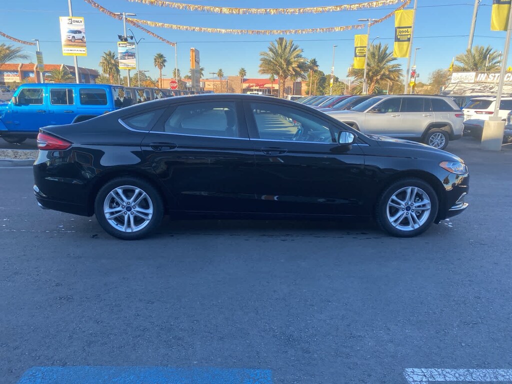 Used 2018 Ford Fusion SE Sedan