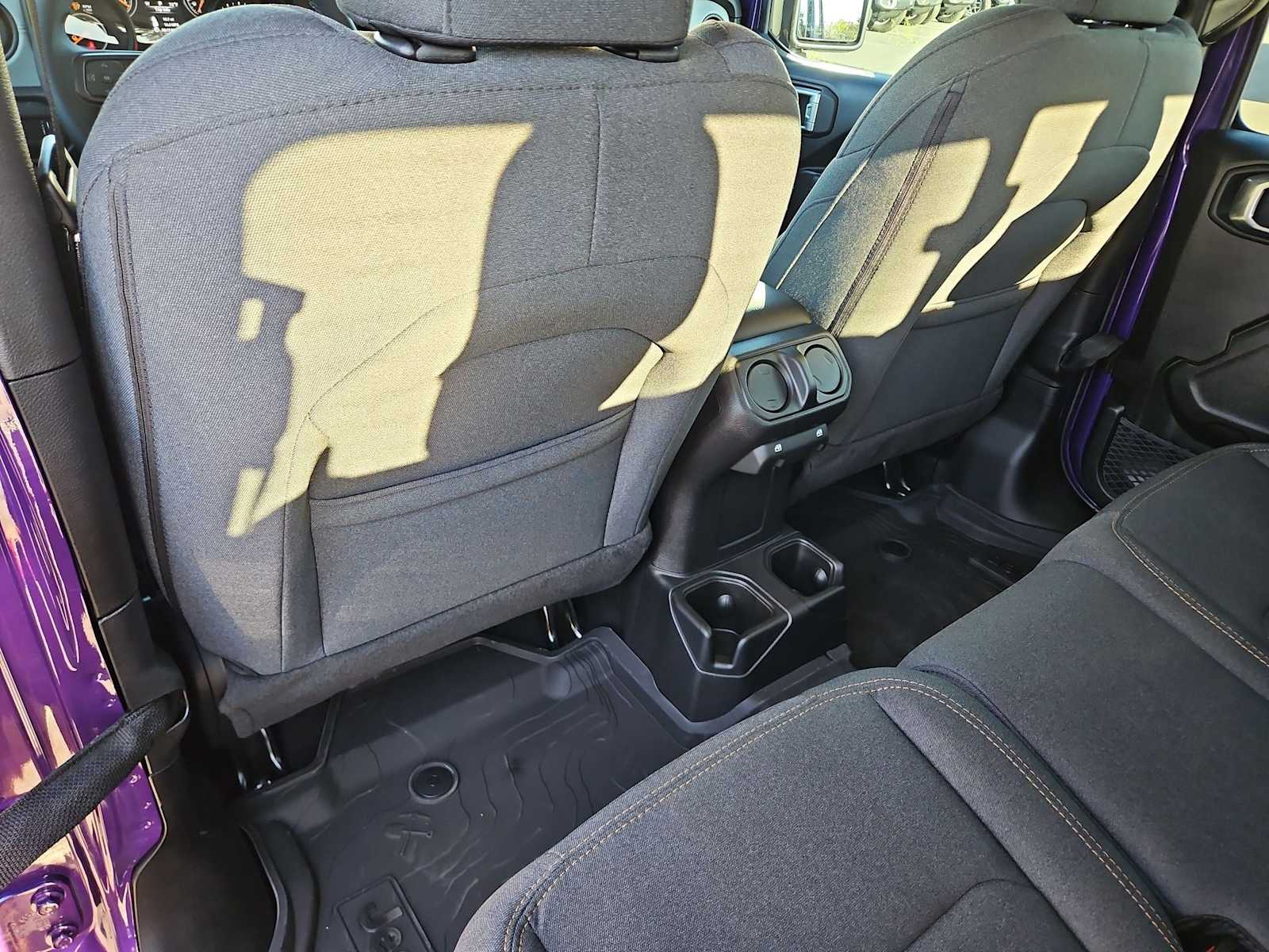 Thumbnail: 2026 Jeep Gladiator - 17