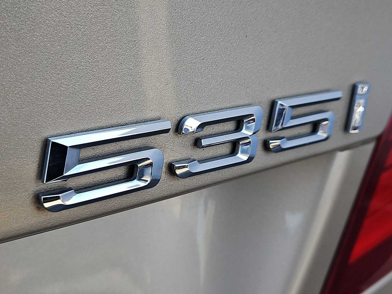 Thumbnail: 2013 BMW 5 Series - 12