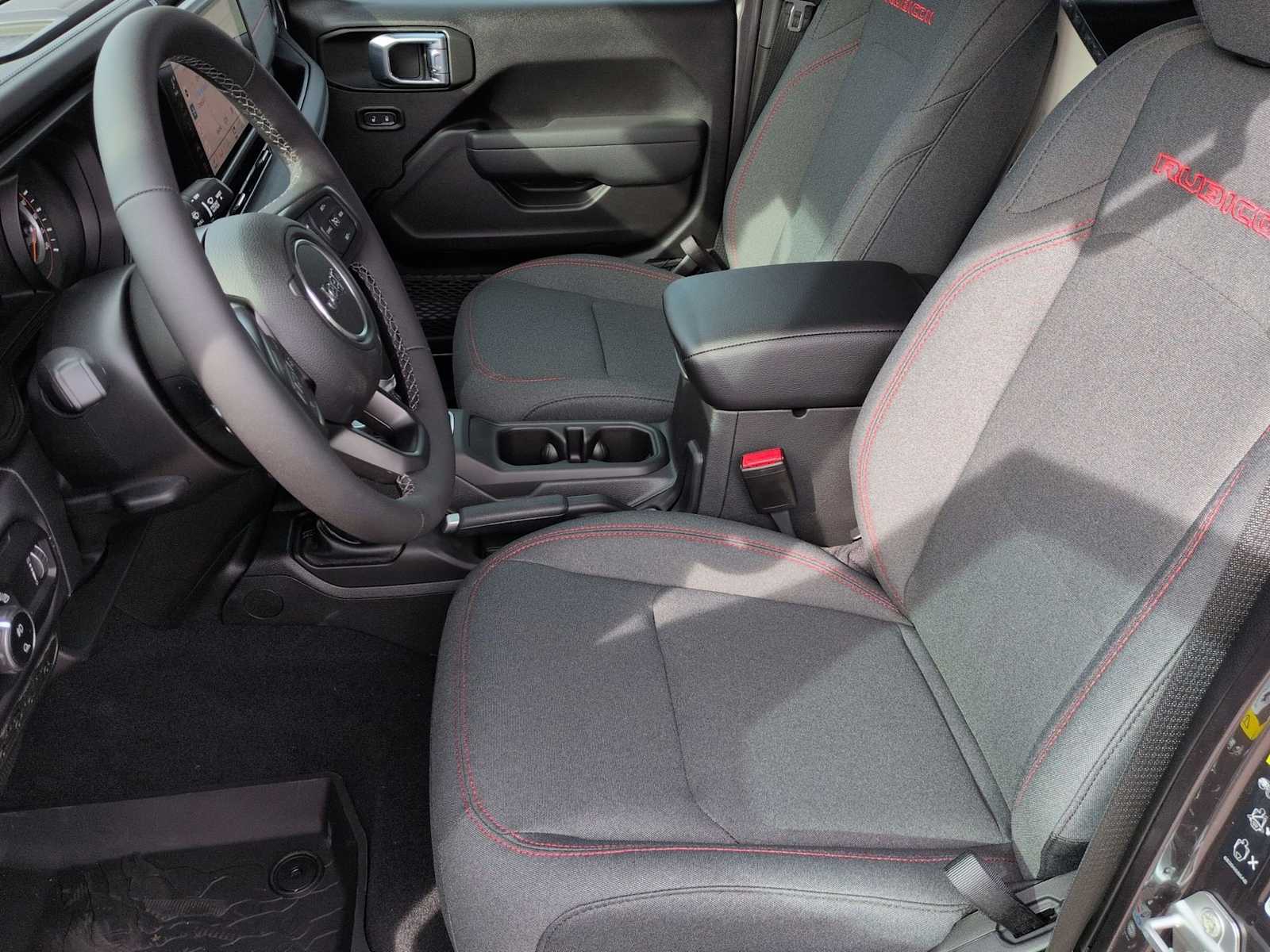 Thumbnail: 2026 Jeep Gladiator - 17