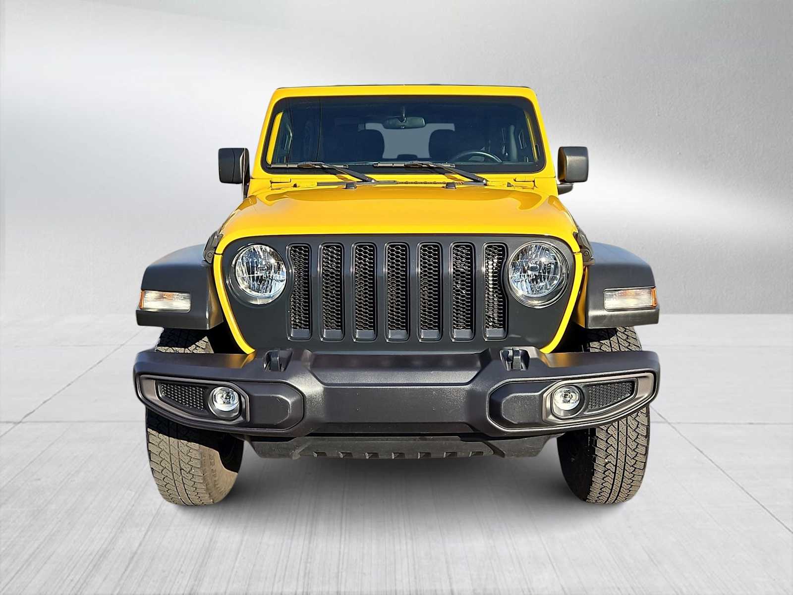 Thumbnail: 2021 Jeep Wrangler - 3