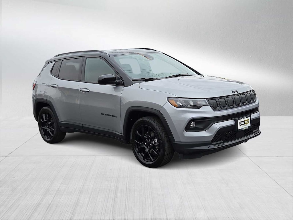 Used 2022 Jeep Compass Altitude SUV
