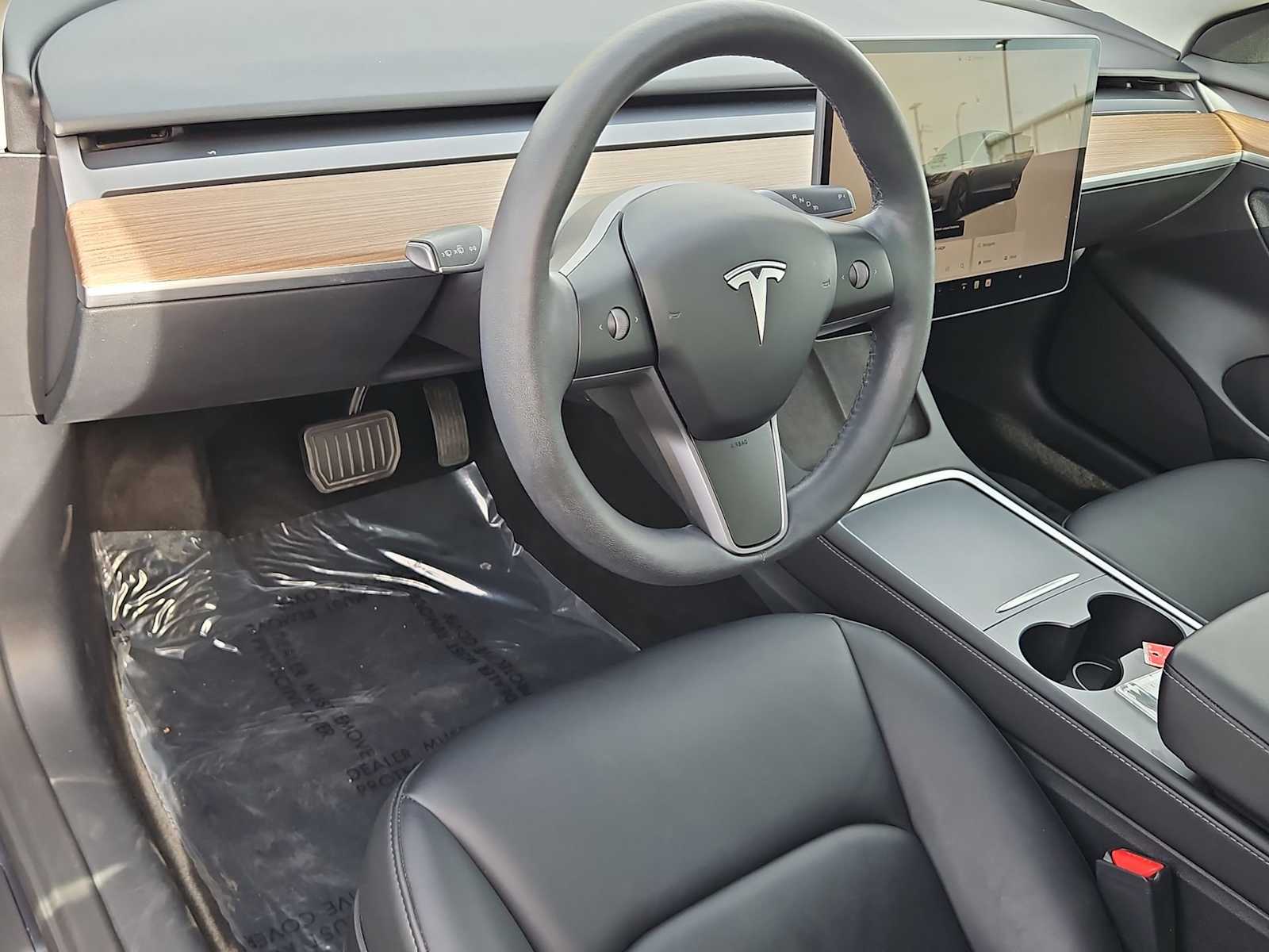Thumbnail: 2023 Tesla Model 3 - 10