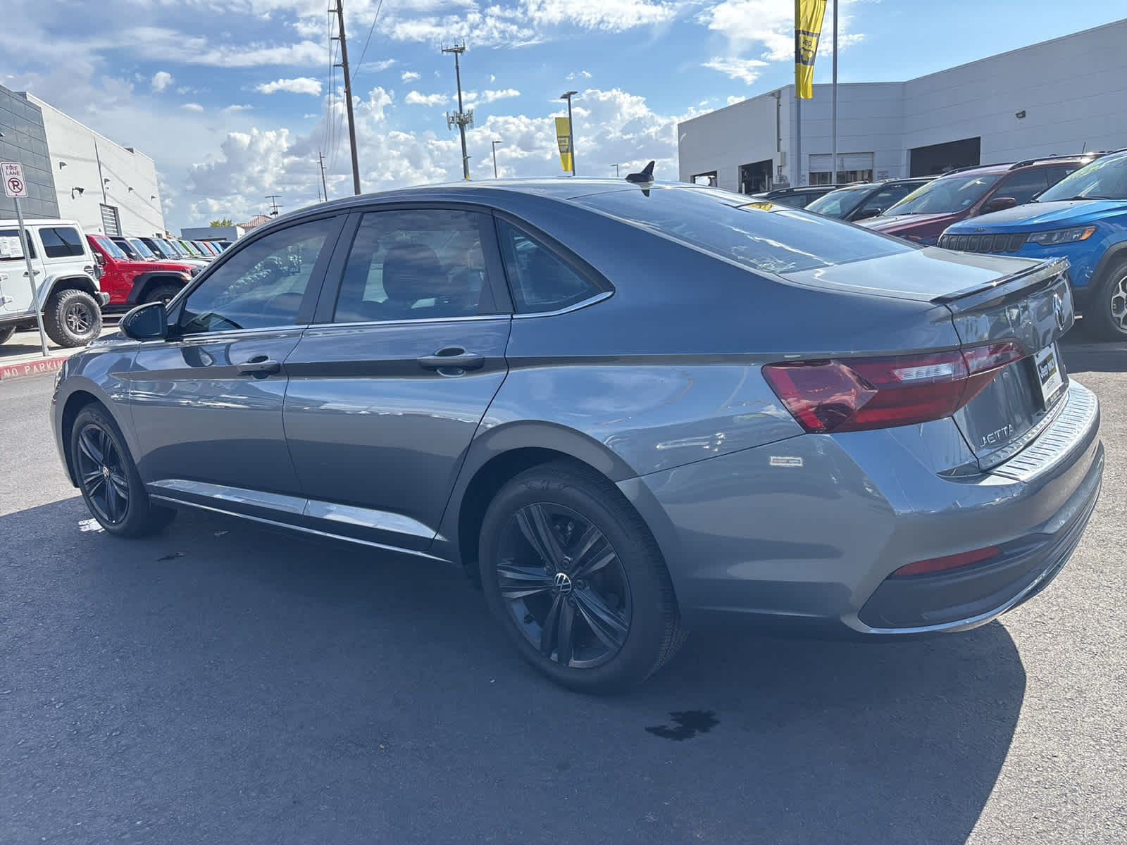 Thumbnail: 2023 Volkswagen Jetta - 7