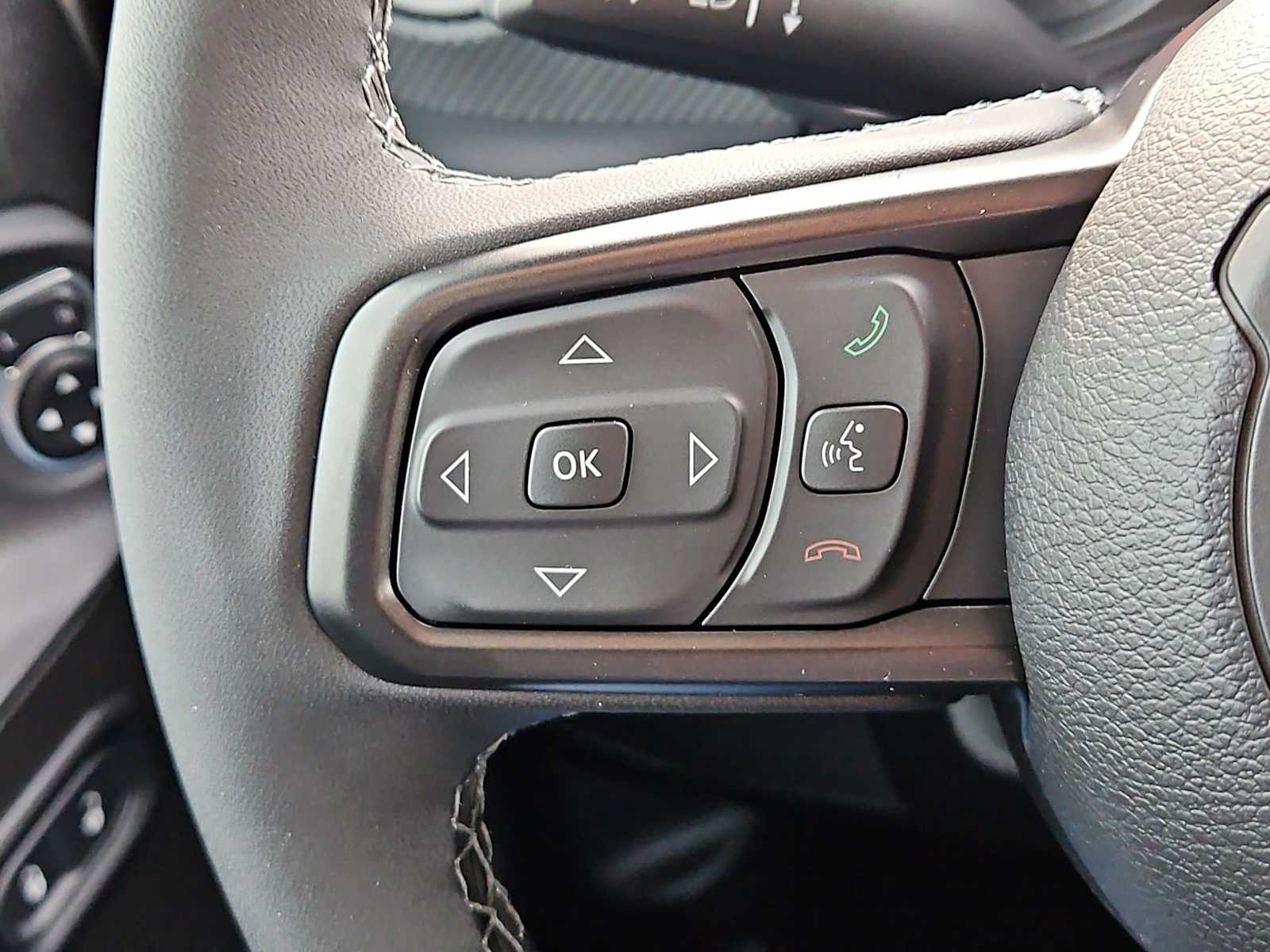 Thumbnail: 2026 Jeep Gladiator - 22