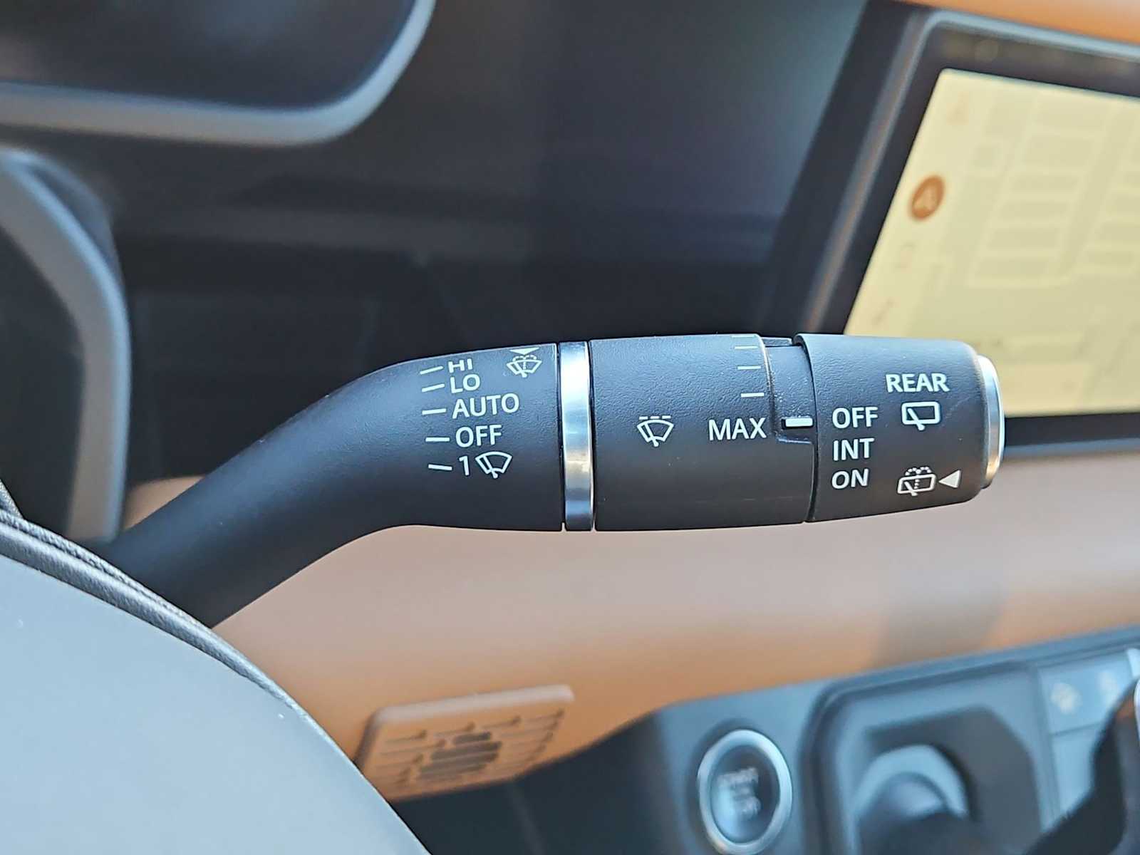 Thumbnail: 2023 Land Rover Defender - 26