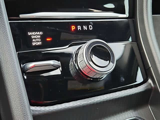 Thumbnail: 2026 Jeep Grand Cherokee - 32