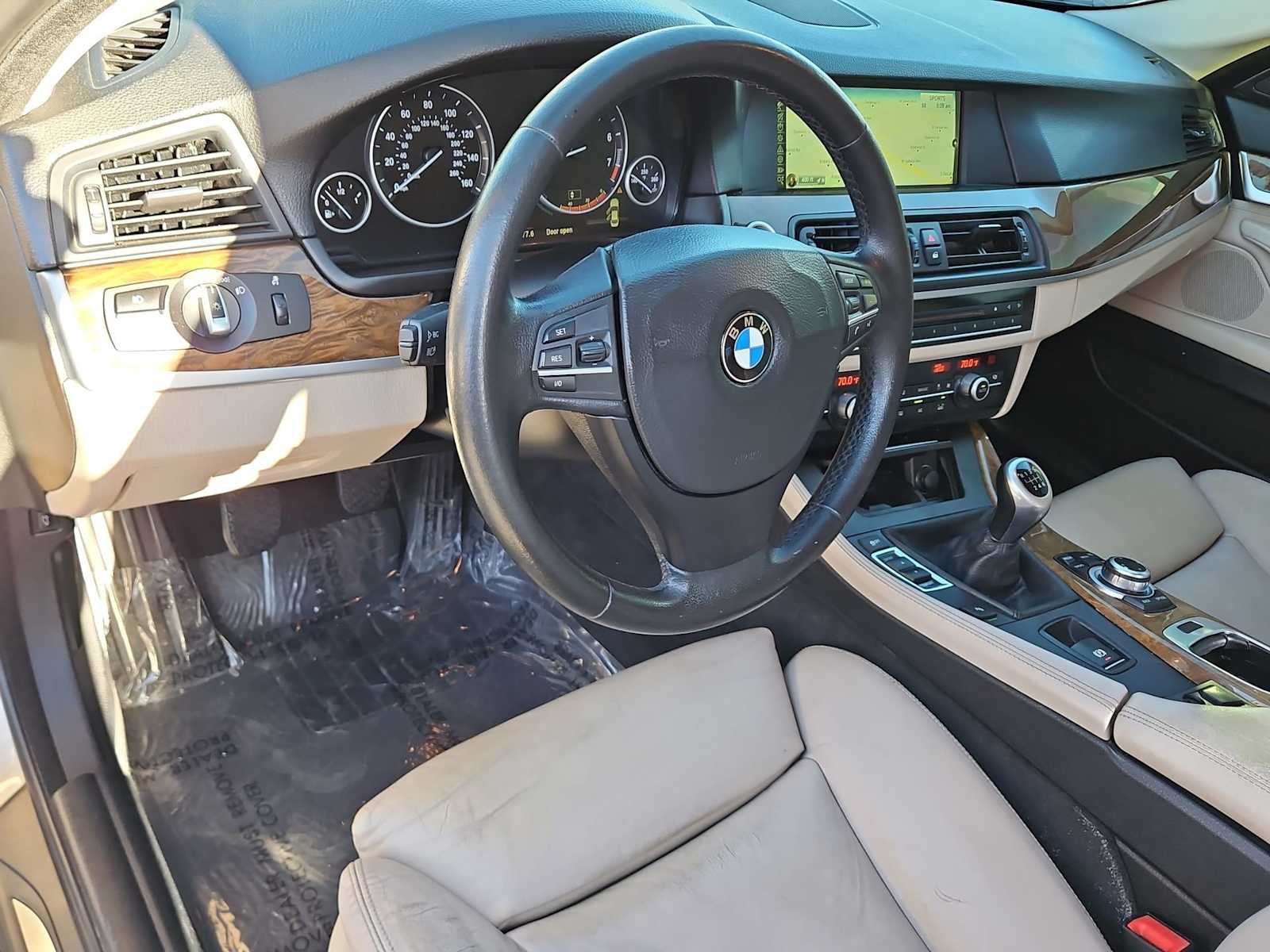 Thumbnail: 2013 BMW 5 Series - 10