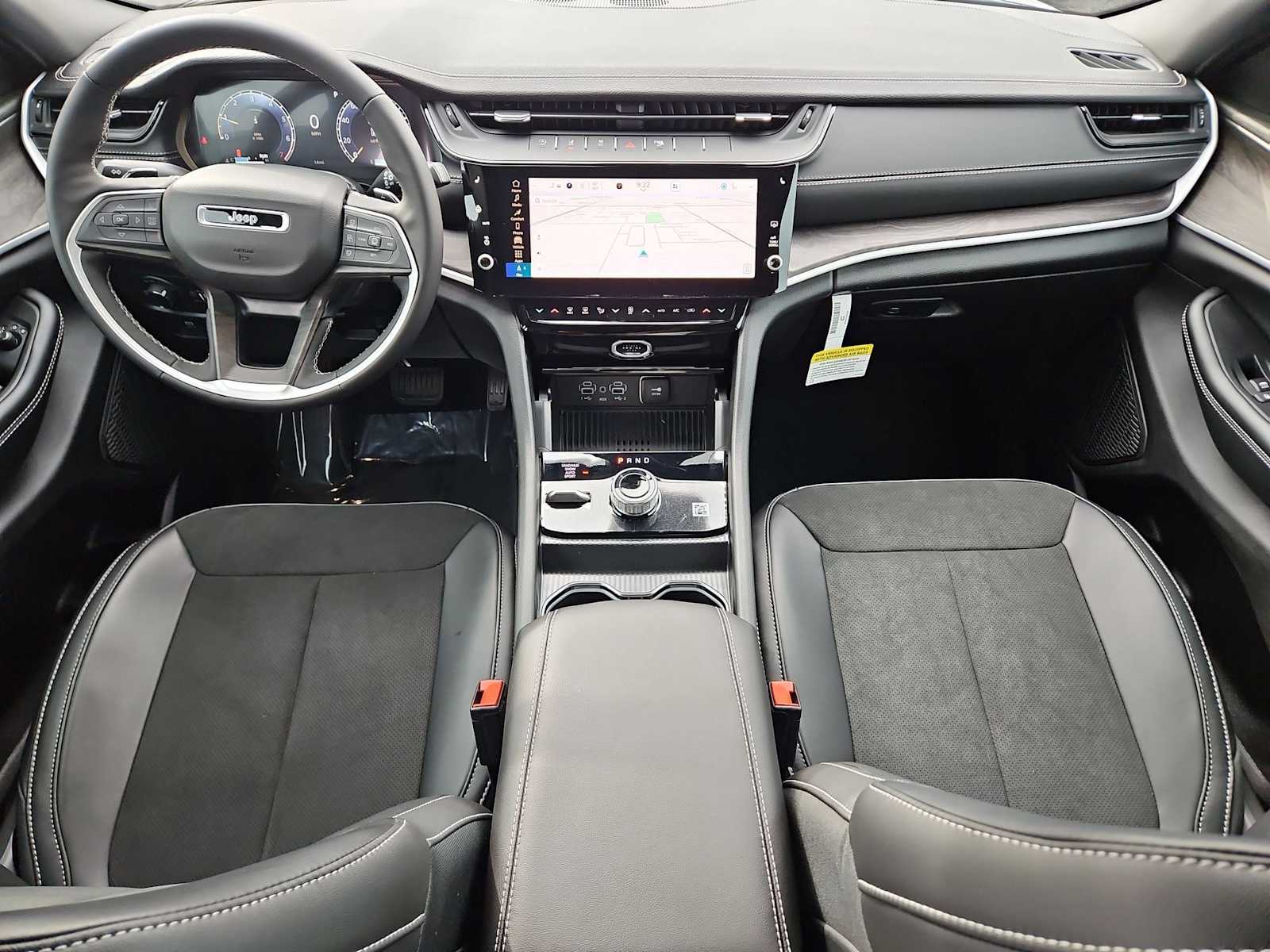 Thumbnail: 2026 Jeep Grand Cherokee - 15