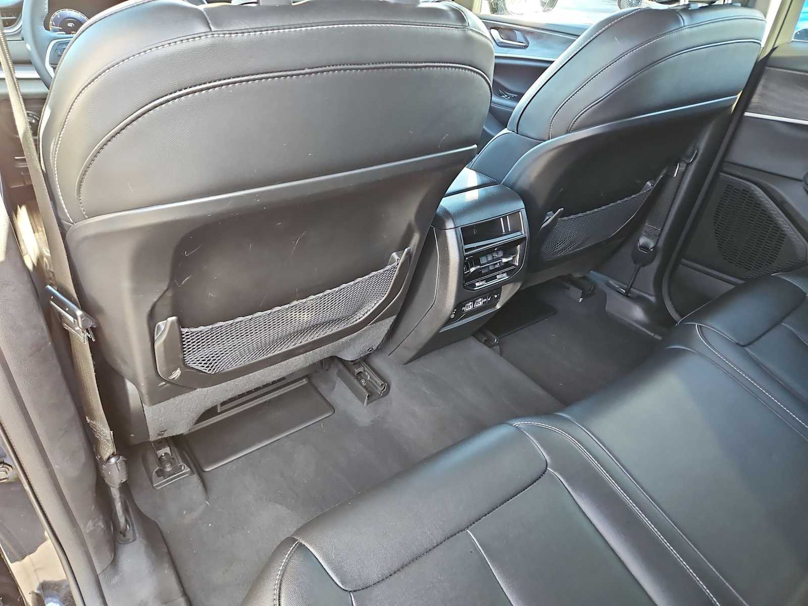 Thumbnail: 2023 Jeep Grand Cherokee - 18