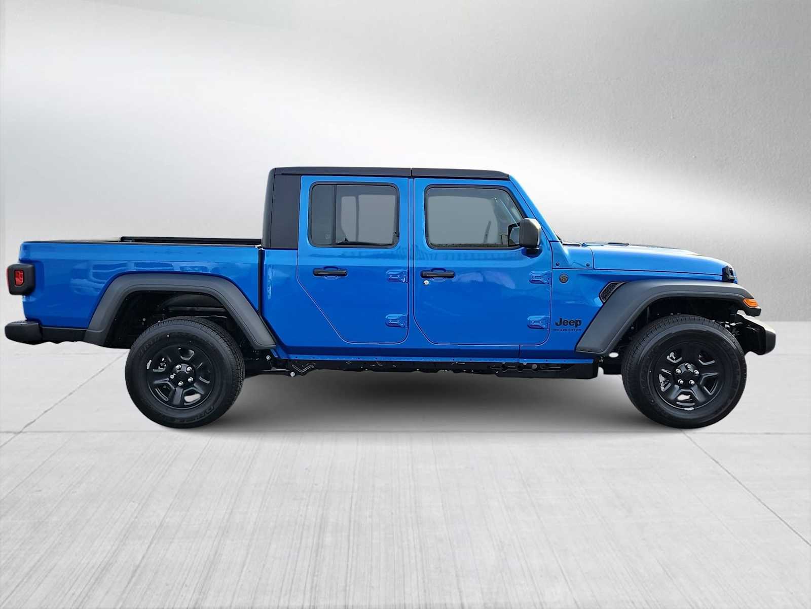 Thumbnail: 2026 Jeep Gladiator - 9