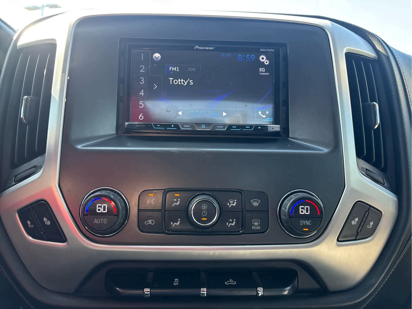 Thumbnail: 2015 GMC Sierra 1500 - 27