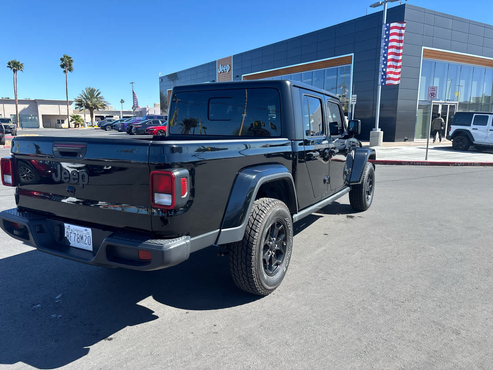 Thumbnail: 2022 Jeep Gladiator - 6