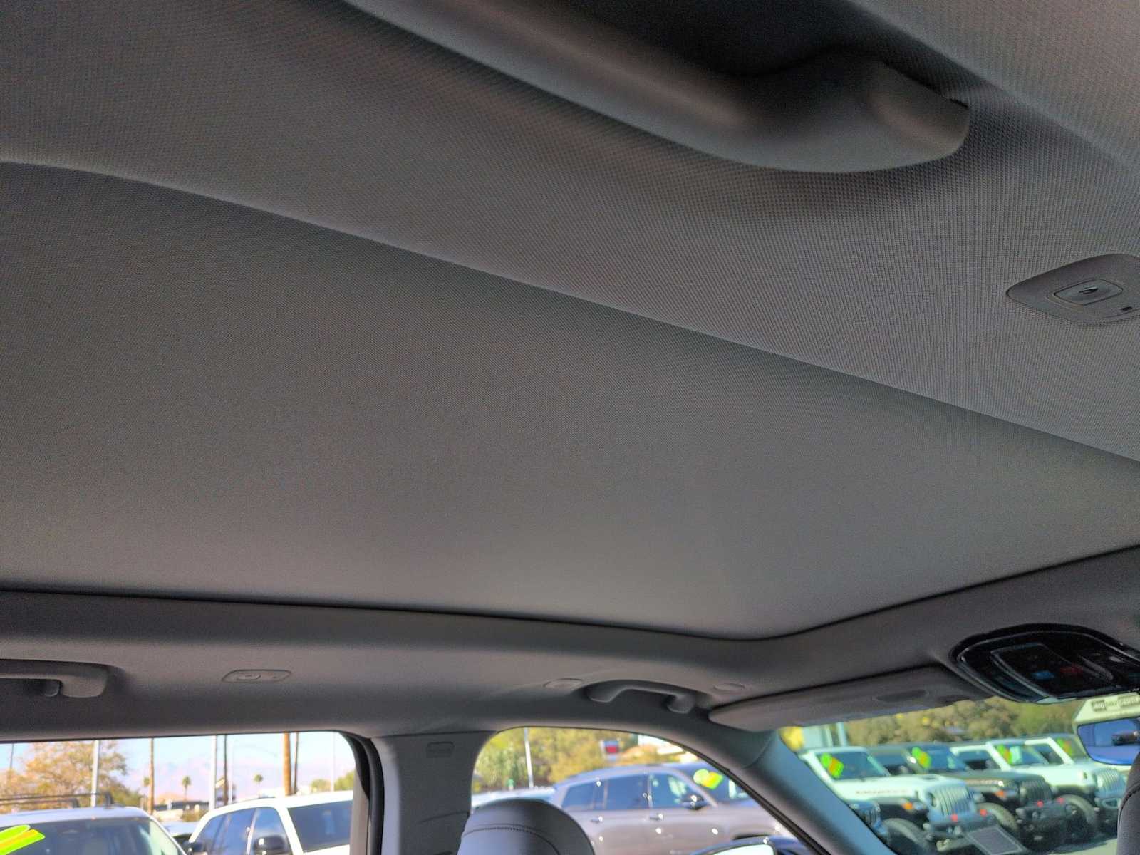 Thumbnail: 2022 Jeep Grand Cherokee L - 23