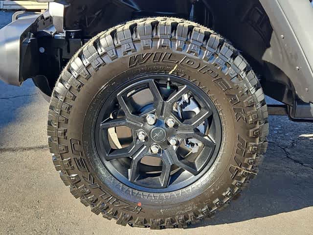 Thumbnail: 2026 Jeep Wrangler - 13