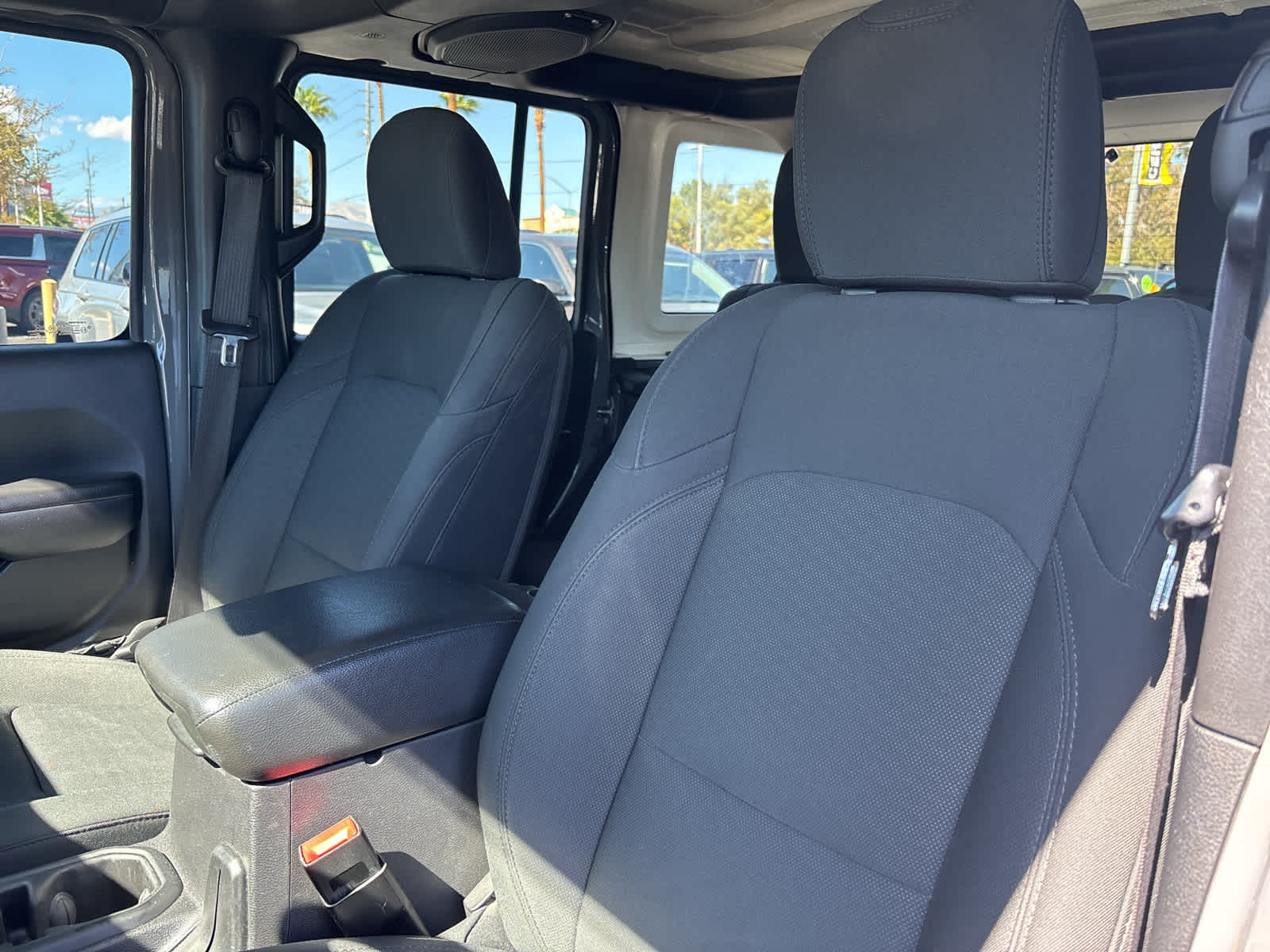 Thumbnail: 2021 Jeep Wrangler - 10