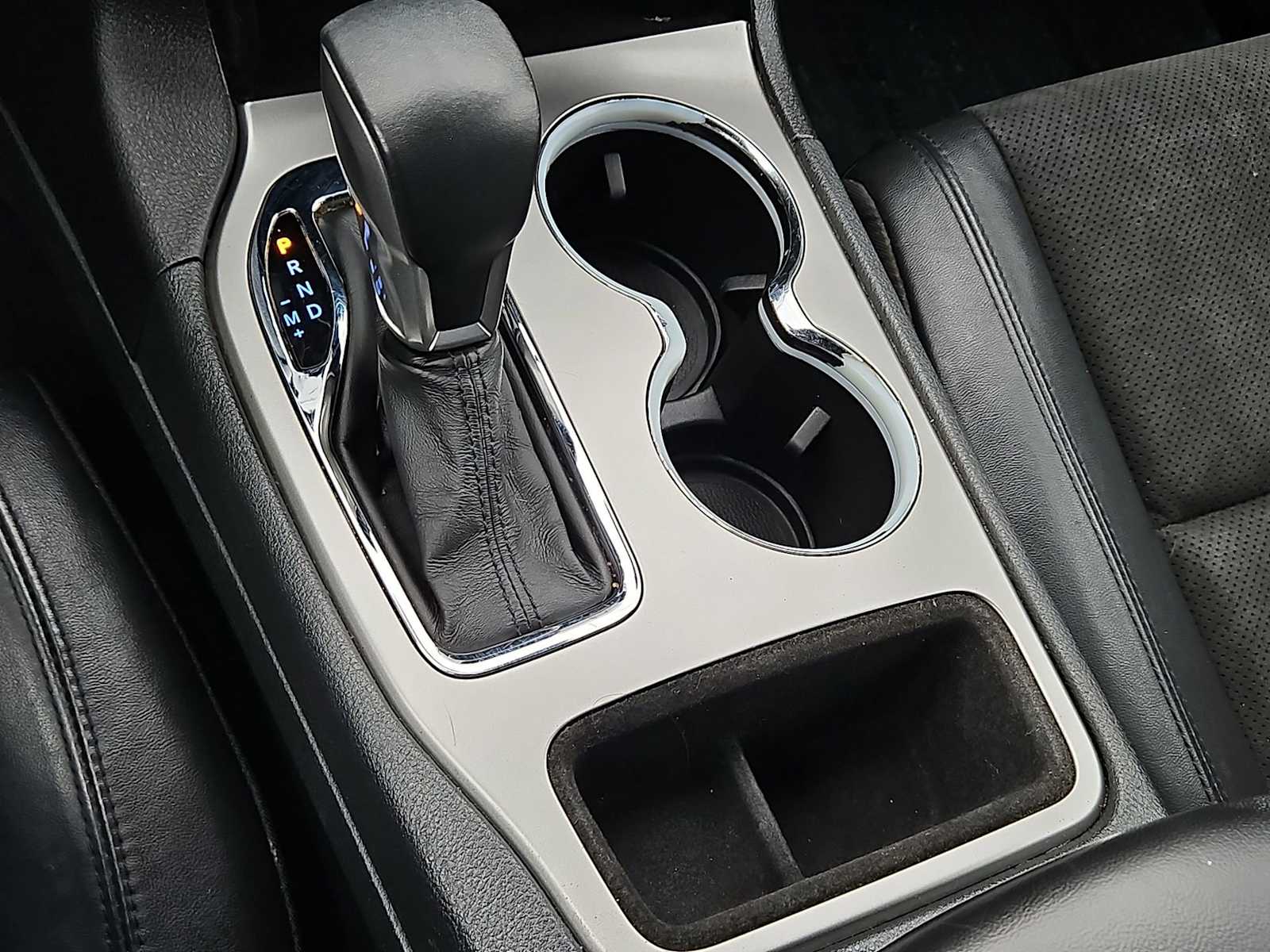 Thumbnail: 2019 Jeep Grand Cherokee - 31