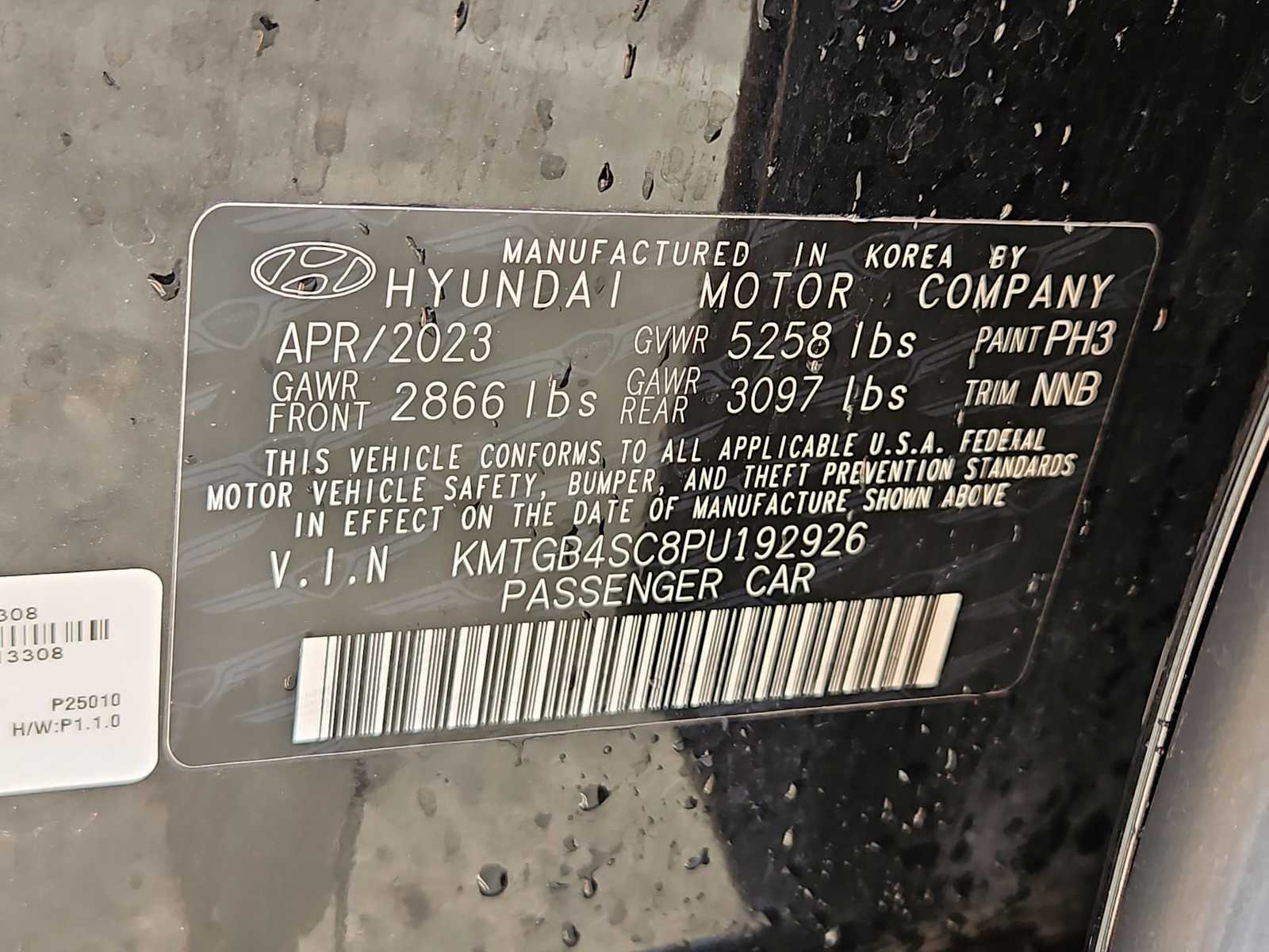 Thumbnail: 2023 Genesis G80 - 34