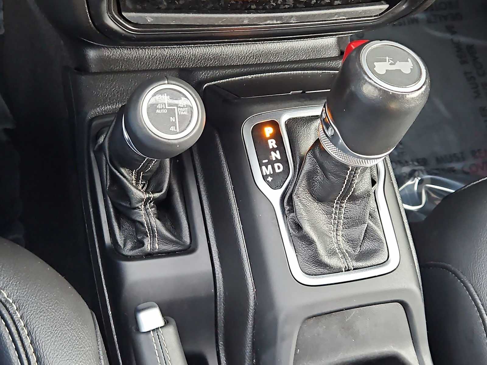 Thumbnail: 2021 Jeep Wrangler - 31