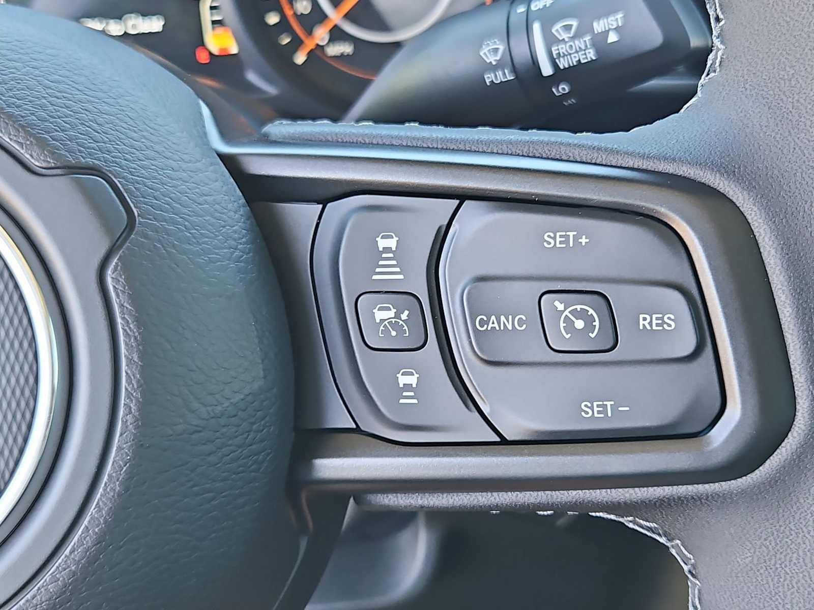 Thumbnail: 2025 Jeep Gladiator - 24